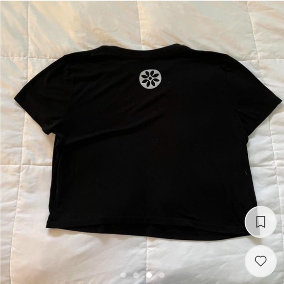 Community Promotes Unity black crop tee (size small) - Picture 2 of 4